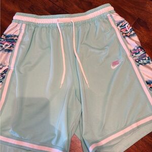 Nike Shorts men’s XXL